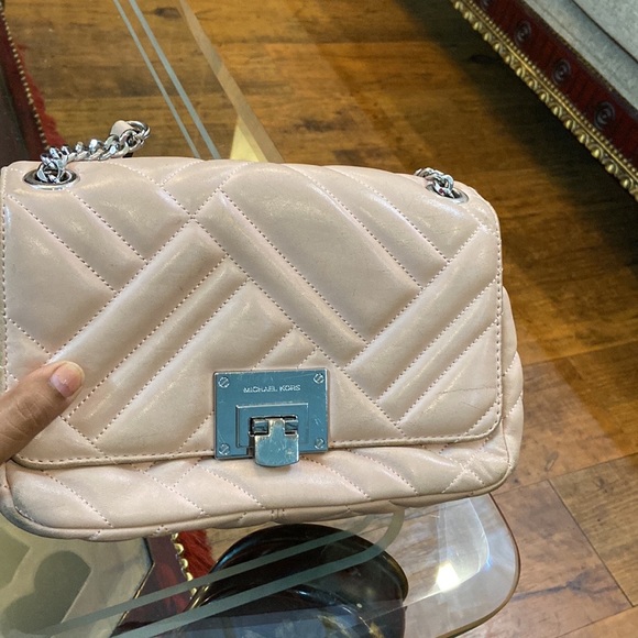 LUXURY MICHAEL KORS 💯Authentic bought it from london - Picture 6 of 9